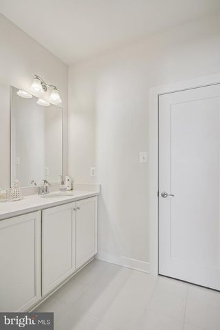 8776 WALNUT BOTTOM LN, Frederick, MD 21701