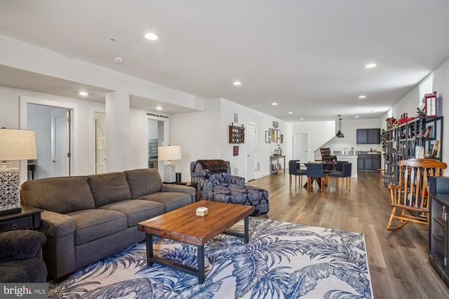 8776 WALNUT BOTTOM LN, Frederick, MD 21701