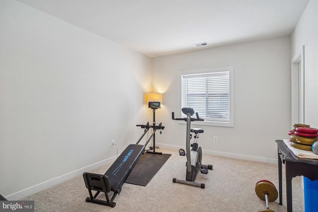 8776 WALNUT BOTTOM LN, Frederick, MD 21701