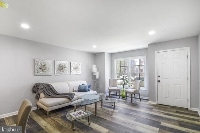 311 S AUGUSTA AVE, Baltimore, MD 21229