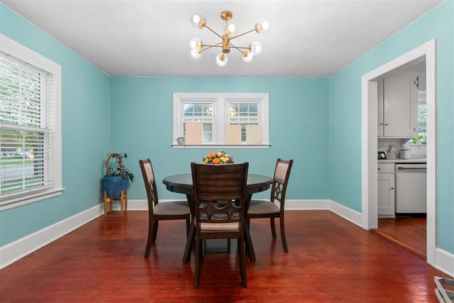 312 N Riverview Drive, Parchment, MI 49004