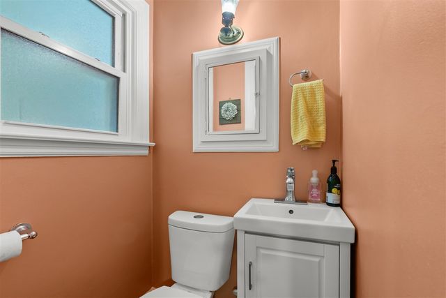 312 N Riverview Drive, Parchment, MI 49004