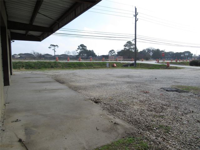 1124 Desirable Lane, Huffman, TX 77336