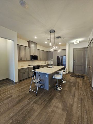 2700 Old Denton Road 3325, Carrollton, TX 75007