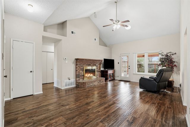 6004 Sundown Drive, Watauga, TX 76148