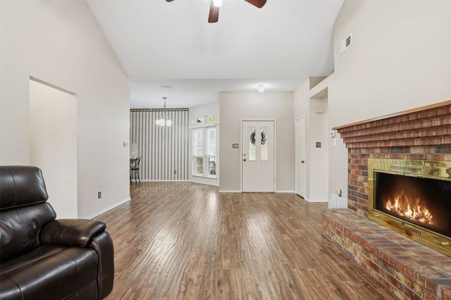 6004 Sundown Drive, Watauga, TX 76148