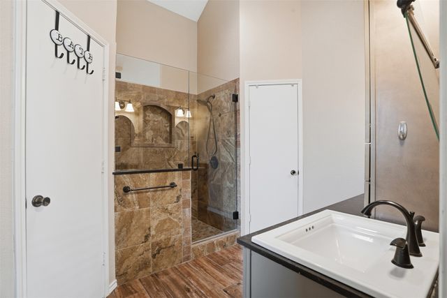 6004 Sundown Drive, Watauga, TX 76148