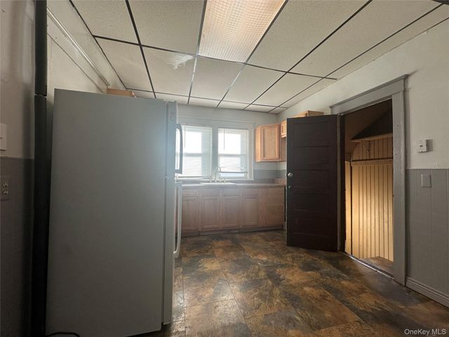 4 Harding Street, Middletown, NY 10940