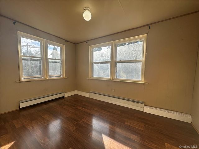 4 Harding Street, Middletown, NY 10940