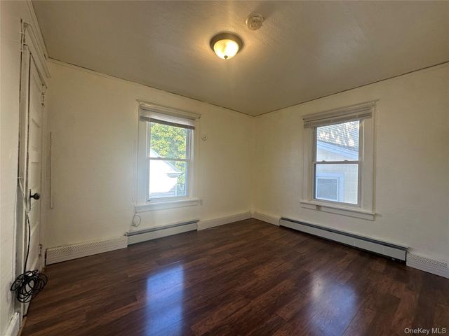 4 Harding Street, Middletown, NY 10940