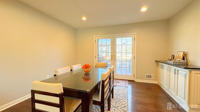 13 Lucille Court, Edison, NJ 08820