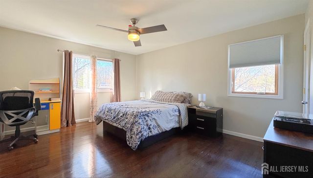 13 Lucille Court, Edison, NJ 08820