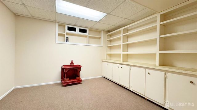 13 Lucille Court, Edison, NJ 08820