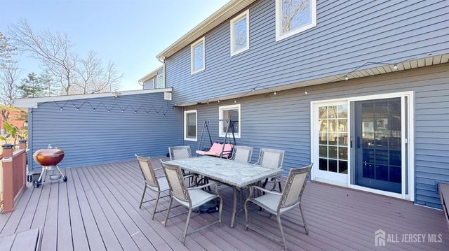 13 Lucille Court, Edison, NJ 08820