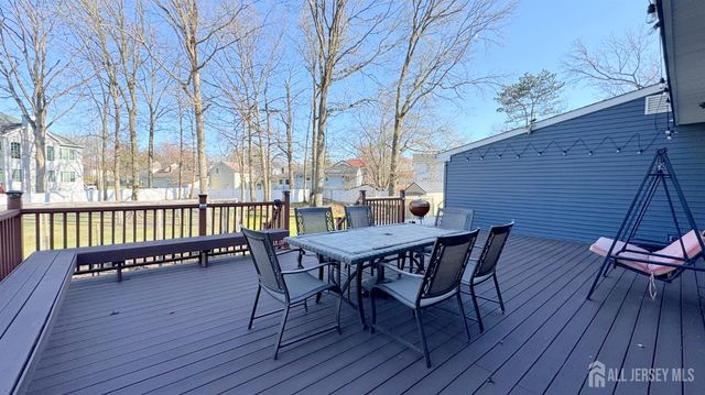 13 Lucille Court, Edison, NJ 08820