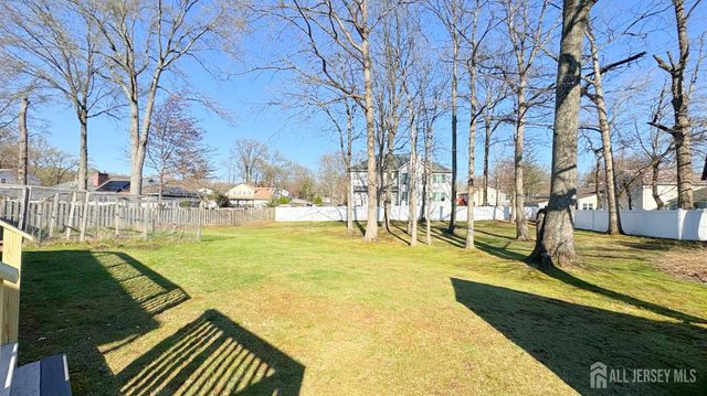 13 Lucille Court, Edison, NJ 08820