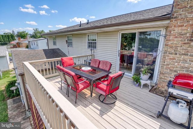 1917 DOUGLAS DRIVE, Carlisle, PA 17013