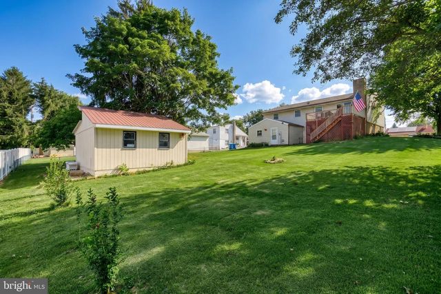 1917 DOUGLAS DRIVE, Carlisle, PA 17013