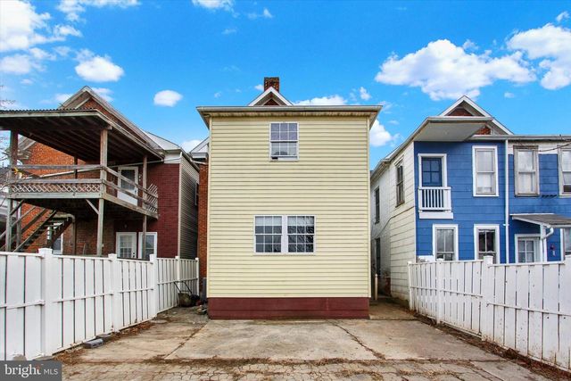 346 S POTOMAC ST, Waynesboro, PA 17268