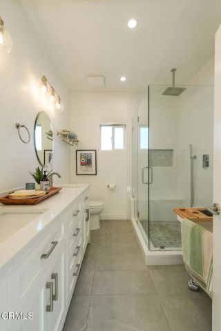 3958 Seneca Avenue, Los Angeles, CA 90039