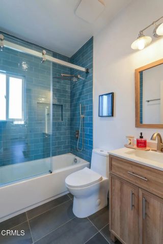 3958 Seneca Avenue, Los Angeles, CA 90039