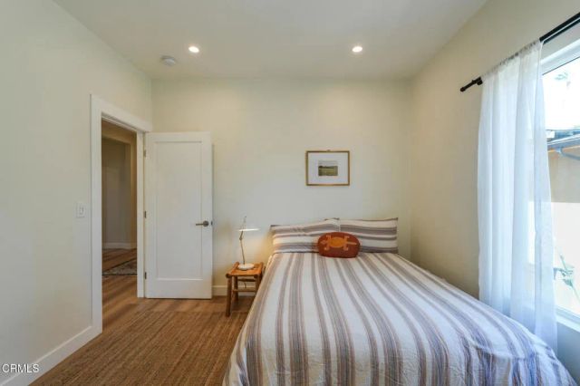 3958 Seneca Avenue, Los Angeles, CA 90039