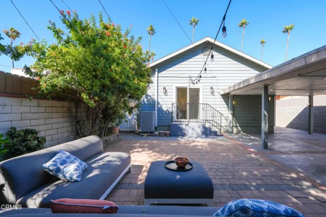 3958 Seneca Avenue, Los Angeles, CA 90039