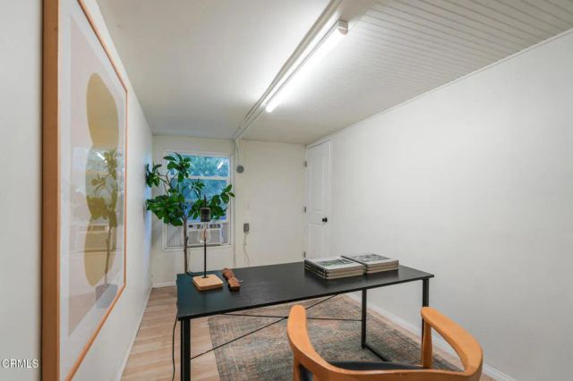 3958 Seneca Avenue, Los Angeles, CA 90039