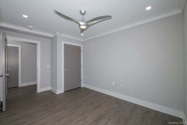 75 Circle Drive 93-205, Central Islip, NY 11722