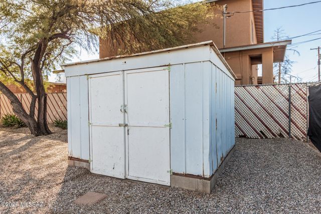 1249 E Waverly Street, Tucson, AZ 85719