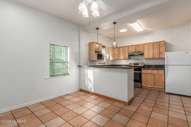 1249 E Waverly Street, Tucson, AZ 85719