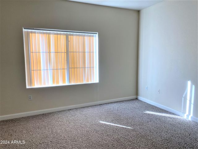 4465 E PARADISE VILLAGE Parkway S 1213, Phoenix, AZ 85032