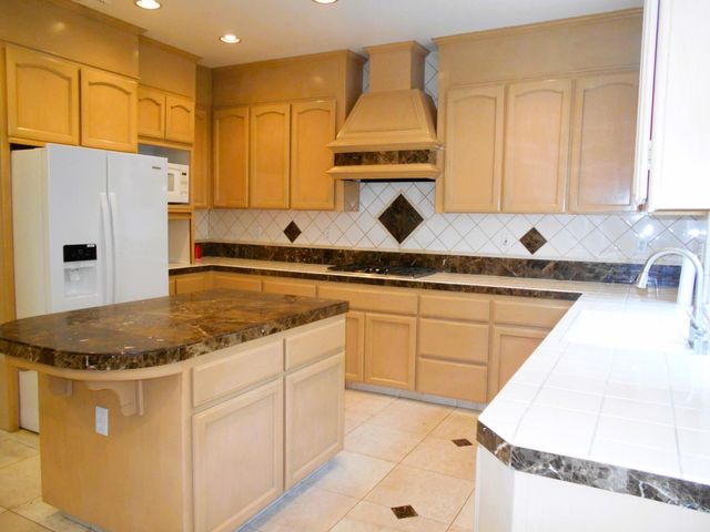 7210 N Michelle, Fresno, CA 93720