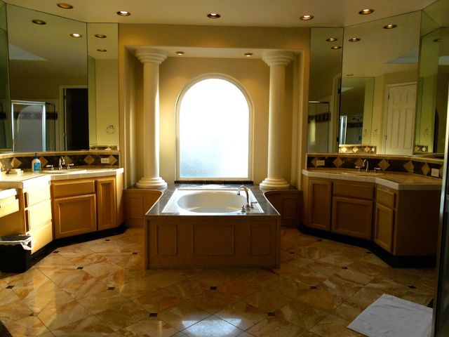 7210 N Michelle, Fresno, CA 93720