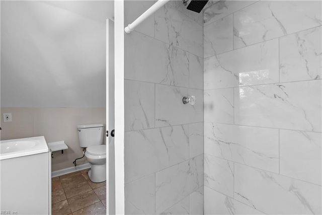 18 Beverly ST, Hampton, VA 23669