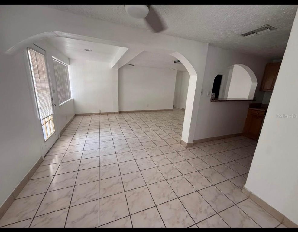 Image 3 of property listing at 7210 N HUBERT AVENUE, Tampa, FL 33614