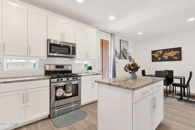 3829 S 64TH Drive, Phoenix, AZ 85043