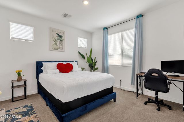 3829 S 64TH Drive, Phoenix, AZ 85043