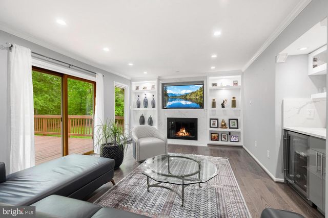 820 RIDGE DR, Mclean, VA 22101