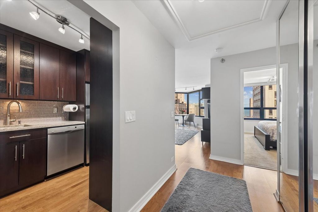 401 E Ontario Street 2707, Chicago, IL 60611 — photo 2