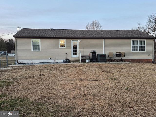 3359 CEDARVILLE RD, Cedarville, NJ 08311