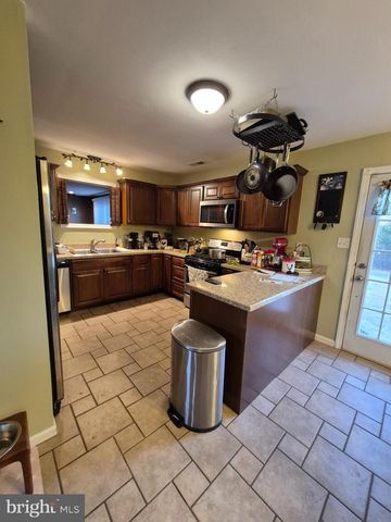 3359 CEDARVILLE RD, Cedarville, NJ 08311
