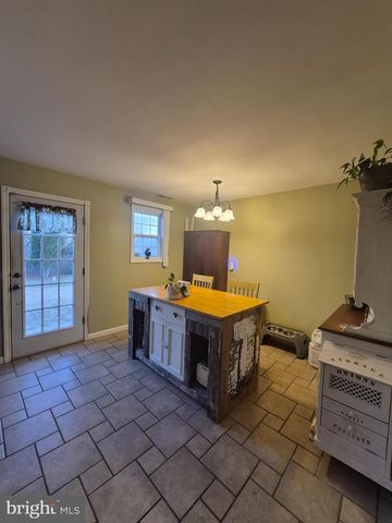 3359 CEDARVILLE RD, Cedarville, NJ 08311