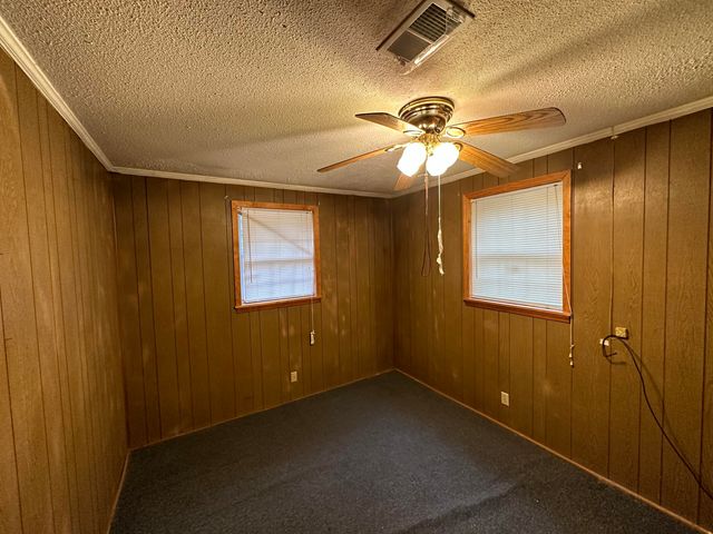 135 Golden Avenue, Eutawville, SC 29048