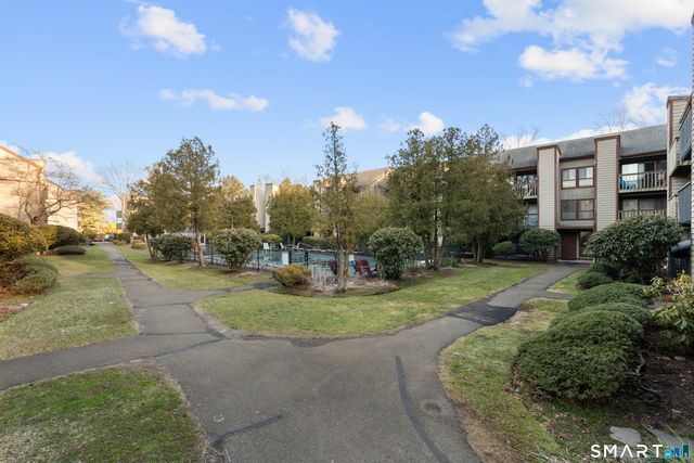 130 Coe Avenue 14, East Haven, CT 06512