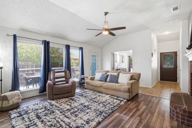 1152 Lake Bluff Drive, Little Elm, TX 75068