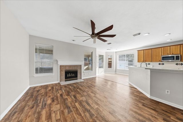 2523 Silent Shore Court, Richmond, TX 77406
