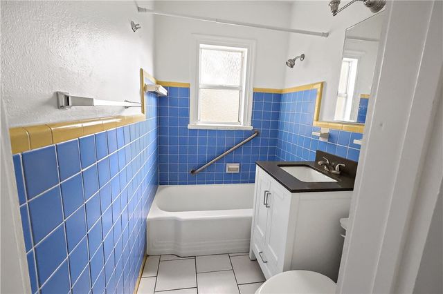 2546 Vero Beach Avenue, Vero Beach, FL 32960