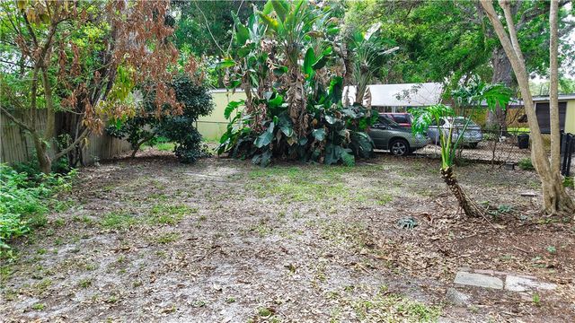 2546 Vero Beach Avenue, Vero Beach, FL 32960