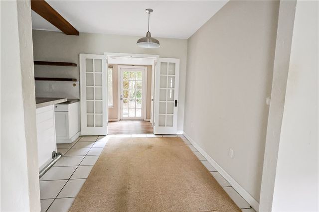 2546 Vero Beach Avenue, Vero Beach, FL 32960